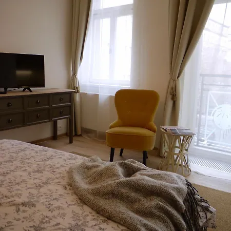 Old Town Jungmannova Apartment *